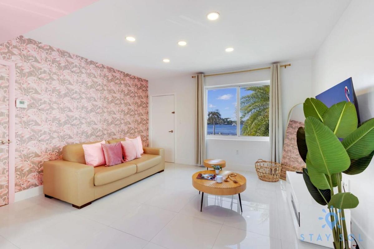 Free Parking, Bay View, Pool, Step To Beach Hollywood Exterior photo