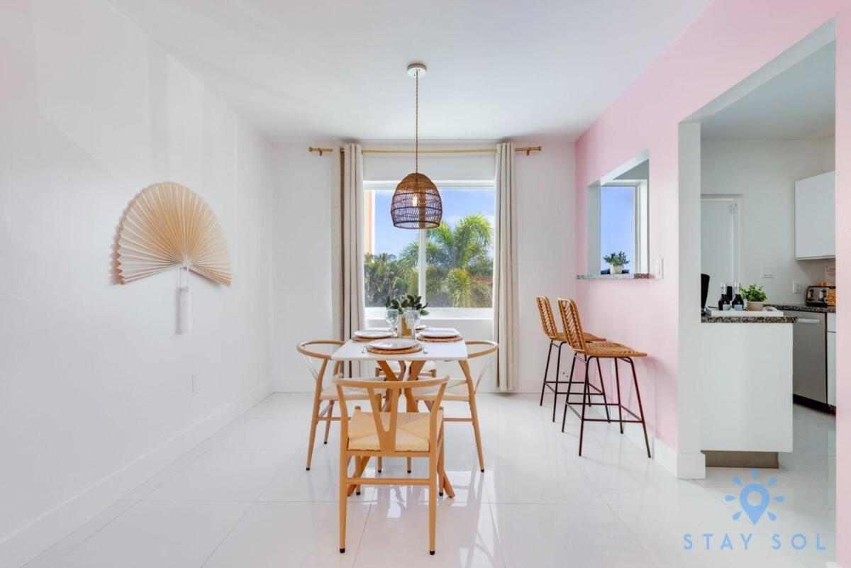 Free Parking, Bay View, Pool, Step To Beach Hollywood Exterior photo