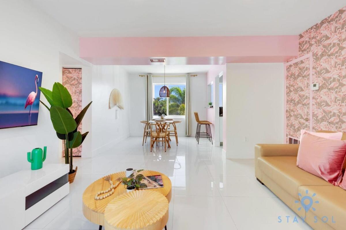 Free Parking, Bay View, Pool, Step To Beach Hollywood Exterior photo